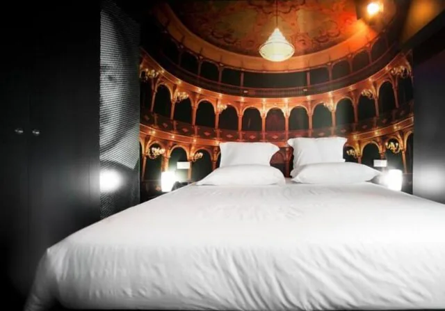غرفة سوبيريور بسريرين منفصلين بإطلالة على النهر، Design and Wine Hotel 1/2