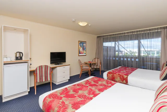 غرفة متصلة سوبيريور بسريرين منفصلين، Heartland Hotel Auckland Airport 5/10