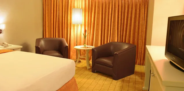 غرفة بريميير ثلاثية، Riviera Mansion Hotel 3/9