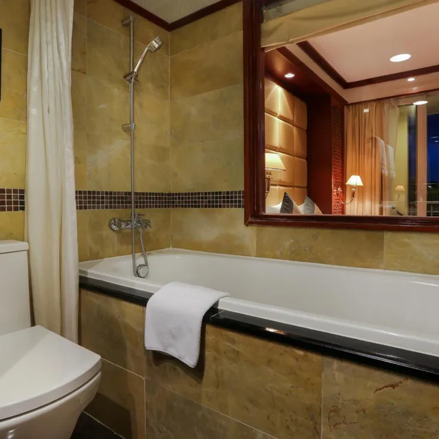 جناح بشرفة، Conifer Boutique Hotel 8/10