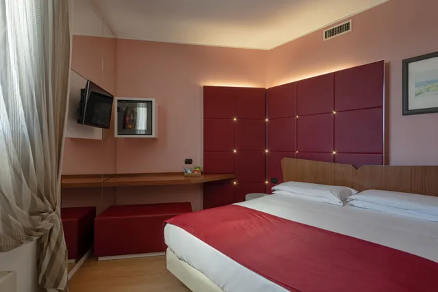 غرفة أساسية بسرير مزدوج، Futura Motel 1/3