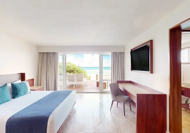 Premier, Villa, King Bed, Ocean Front, Plunge Pool، Grand Park Royal Cancun All Inclusive 2/5