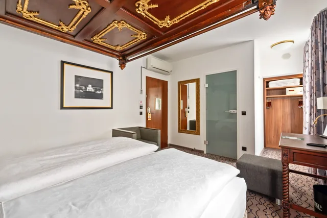 غرفة كلوب بسرير مزدوج، Kings Hotel Center 5/8