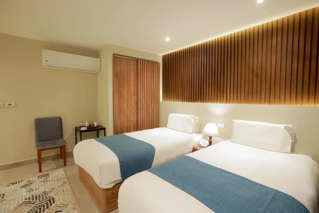 Standard, King Bed, Pyramid Front Hotel 2/8