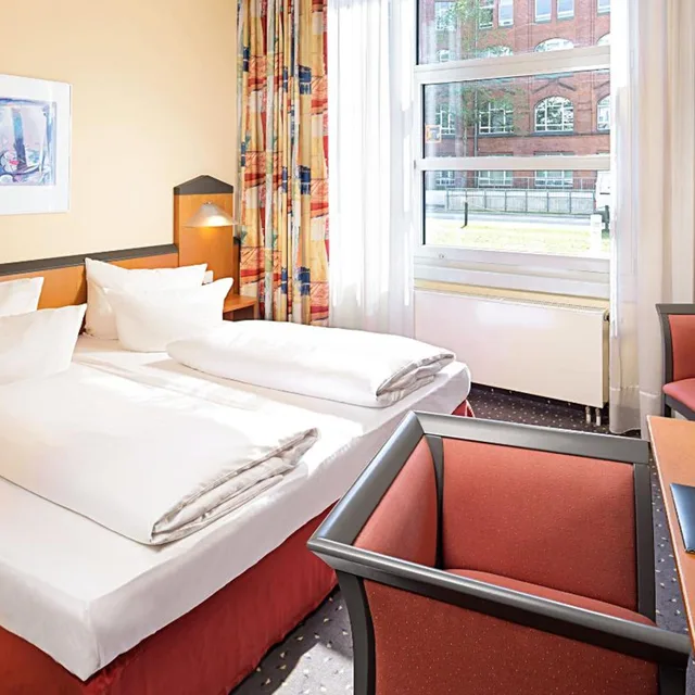 غرفة قياسية بسرير مزدوج أو سريرين منفصلين، Victor S Residenz Berlin Tegel Formely Quality Berlin Tegel 1/4