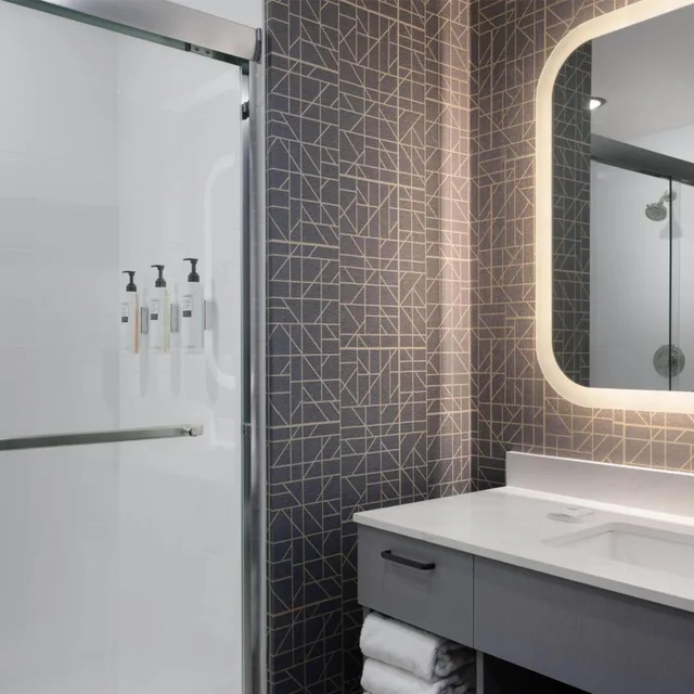 جناح استوديو بسرير كينج وسريرين كوين لذوي الإعاقة، Homewood Suites by Hilton Covington, GA 3/3