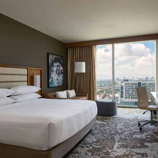 غرفة بسرير كينج، MARRIOTT MARQUIS HOUSTON 11/12