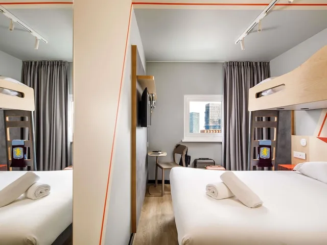 غرفة بسرير مزدوج وسرير بطابقين، Ibis Budget Birmingham Centre 2/10