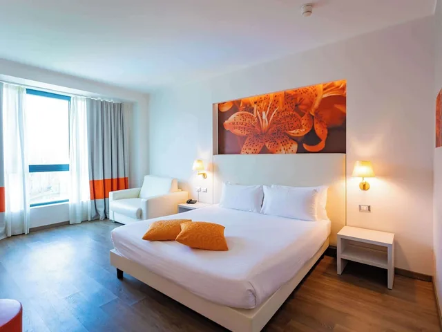 غرفة تنفيذية بسرير مزدوج بإطلالة على المتنزه، Ibis Styles Milano Est Settala 2/3