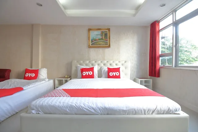 جناح سوبيريور بسرير مزدوج وسرير فردي، OYO 102 Diamond Residence Silom 1/6