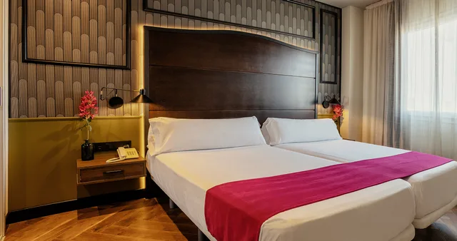 جناح جونيور بجاكوزي، Hotel Vertice Aljarafe 1/7