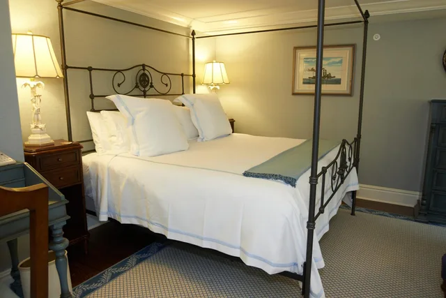 غرفة سوبيريور بسرير كينج، Saybrook Point Inn, Marina & Spa 3/3