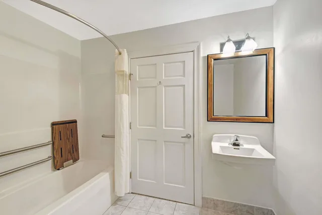 غرفة بسريرين مزدوجين، Days Inn by Wyndham Ridgefield 2/2