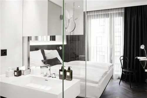 غرفة مفردة بسرير مزدوج، Hotel AMANO Grand Central 1/2
