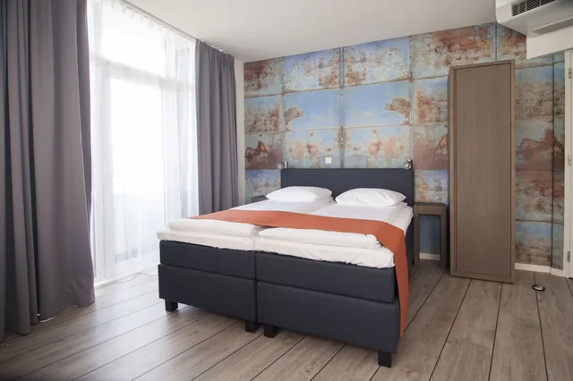 Superior, Twin Beds, River View, Thon Hotel Rotterdam 5/10