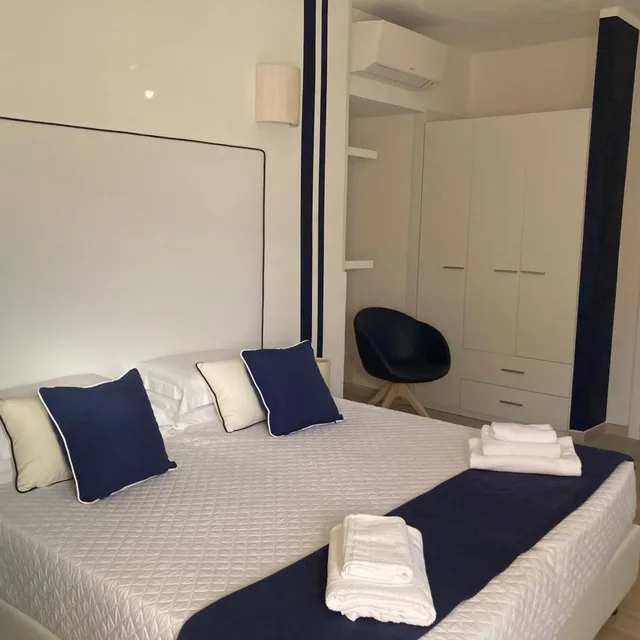 غرفة رباعية، Hotel Cala Rosa 2/7