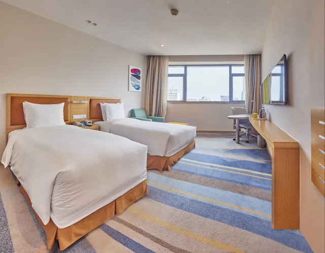 غرفة سوبيريور بسريرين منفصلين، Holiday Inn Express Shanghai Zhenping 2/4