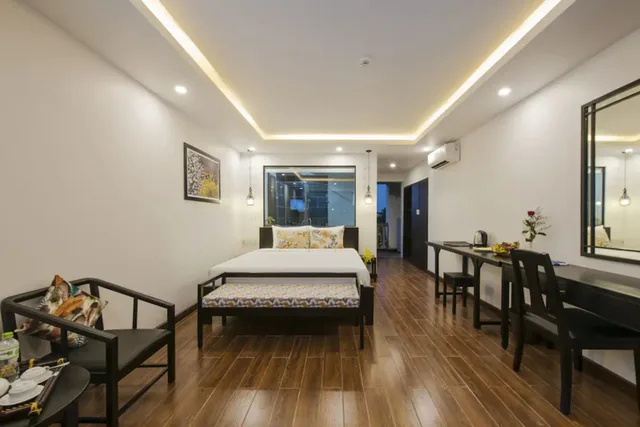 جناح جونيور، Gem Riverside Hotel Hoi An 2/4