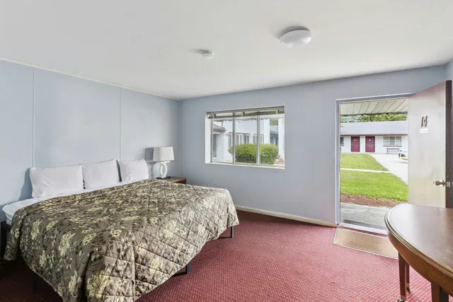 غرفة بسرير كينج لغير المدخنين، Heidelberg Motel by Capital O Bridgeport Frankenmuth I 75 2/3