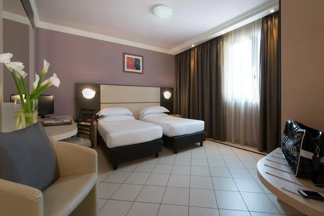 Room, Queen Bed, CDH Hotel La Spezia 7/10