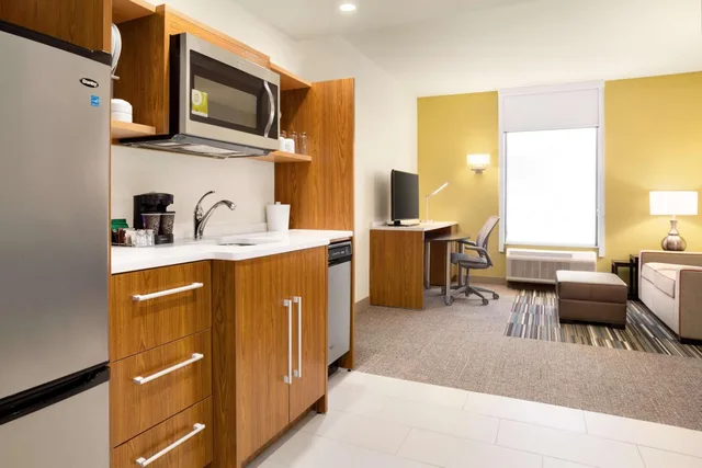 جناح بسرير كينج بغرفة نوم واحدة مع أريكة، Home2 Suites by Hilton Birmingham Downtown 3/3