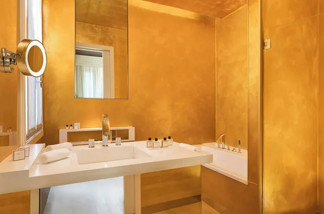 Grand, Bi Level, Superior, Suite, King Bed, Canal View، Sina Centurion Palace 3/6