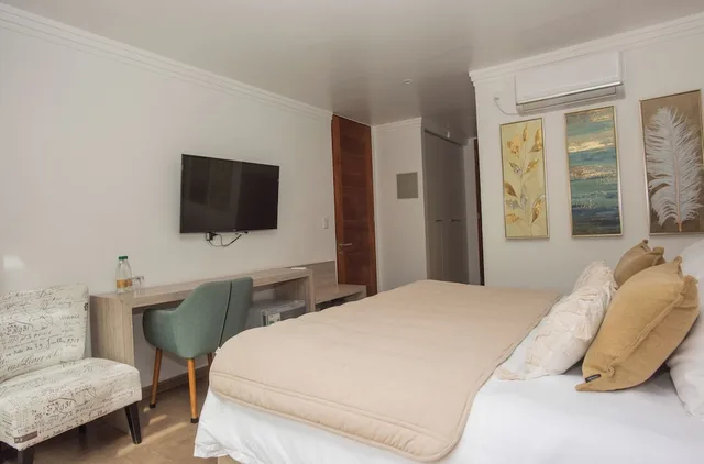 Standard, King Bed, Garden Area، Hotel Mae 3/5