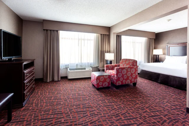 جناح بسرير كينج بحوض استحمام، Holiday Inn Express Hotel And Suites Cheyenne 1/5