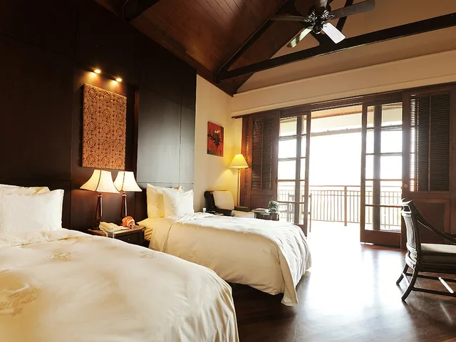 غرفة سوبيريور بسرير مزدوج أو سريرين منفصلين بإطلالة على الحديقة، Furama Resort Da Nang 1/2
