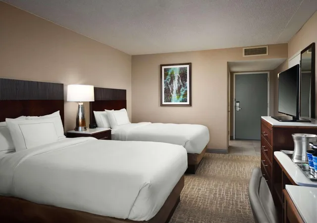 Pure, Wellness, 2 Double Beds، Hilton Fort Collins 3/4