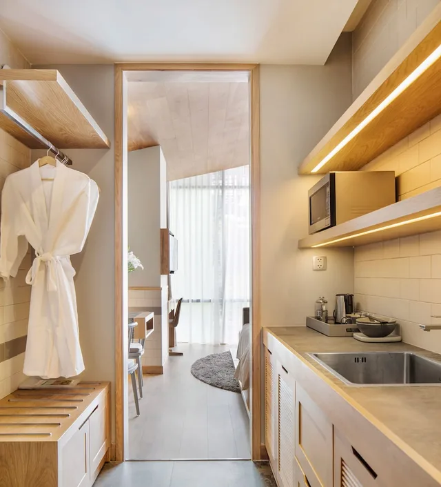 جناح بسرير كوين، Fusion Suites Saigon 3/5