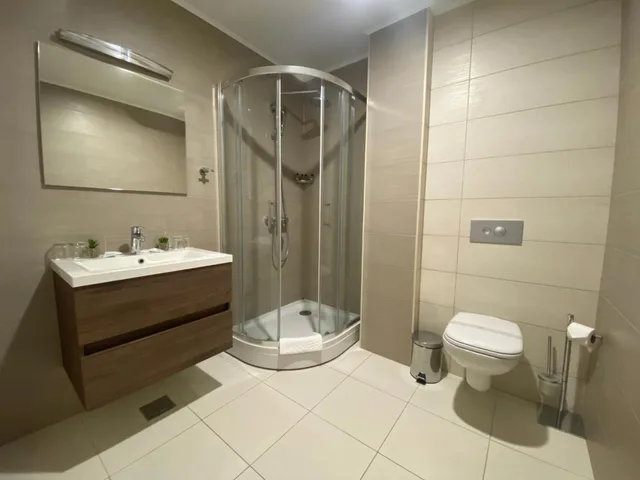 غرفة عائلية، Hotel Narenta 8/8