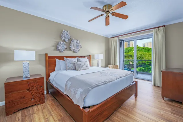 2 Bedrooms, Suite, 2 King Beds, Partial Ocean View, 2 Bathrooms, Sofa، OUTRIGGER Honua Kai Resort & Spa 2/10