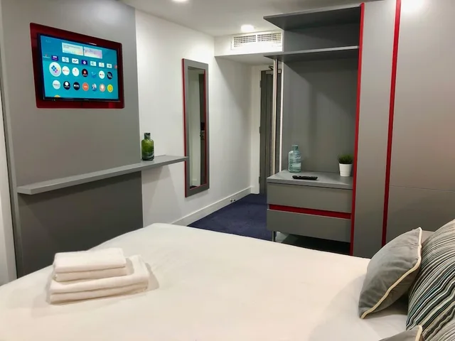 غرفة بسرير كينج، Ilford Hotel Goodmayes 2/4