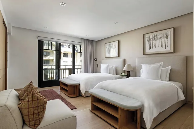 3 Bedrooms, Residence, 2 King Beds, 2 Queen Beds, Four Seasons Resort and Residences Vail 1/6