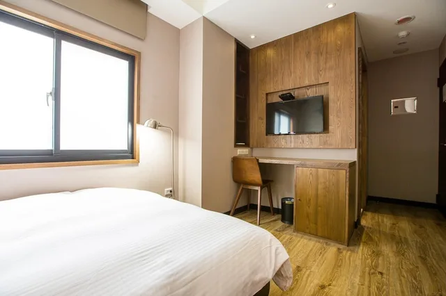 غرفة كلاسيكية بسرير مزدوج، Taichung Easylazy Inn 1/3