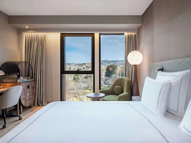 Swiss, Superior, Queen Bed، Swissotel Tbilisi 8/10