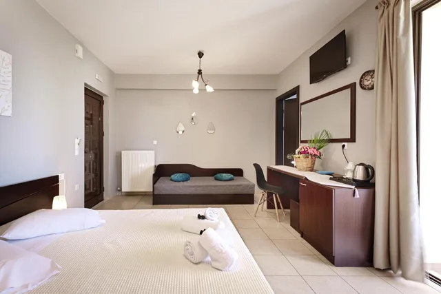 غرفة بسرير مزدوج بإطلالة على البحر، Villa Gereoudis 3/10