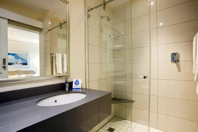 Room, Double Bed, Lateral Side Sea View، The Beach Hotel 4/7