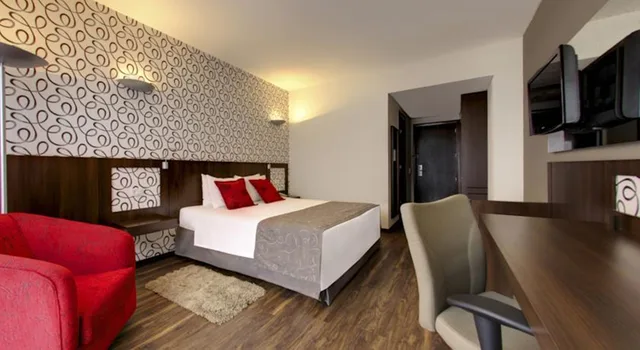 غرفة بزنس بسرير مزدوج، Quality Hotel Curitiba 1/2