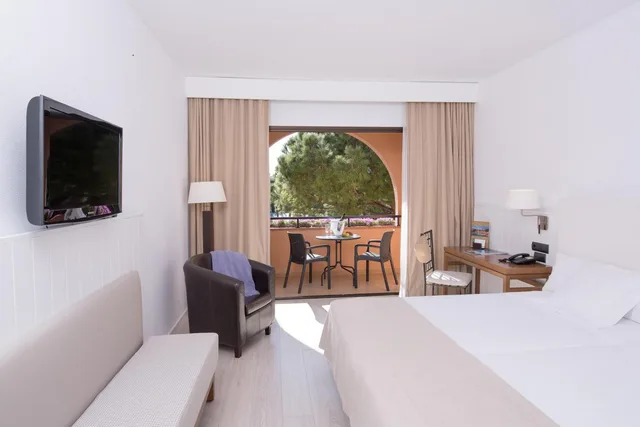غرفة مفردة بشرفة، La Costa Golf and Beach Resort 1/6