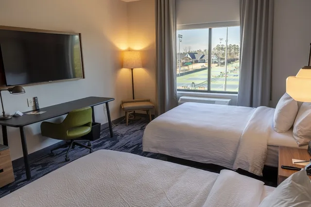 Standard, 2 Queen Beds, Accessible, Fairfield Inn & Suites by Marriott Rome 2/2