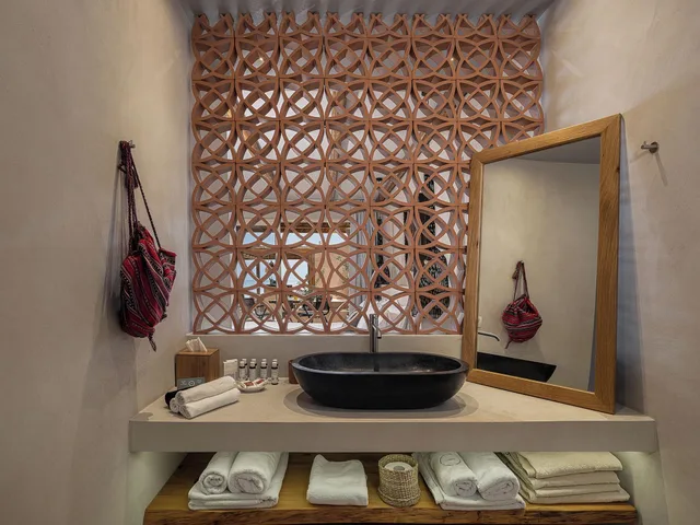 غرفة سوبيريور بإطلالة على البحر في الطابق الأرضي، The Theodore Boutique Hotel 7/8