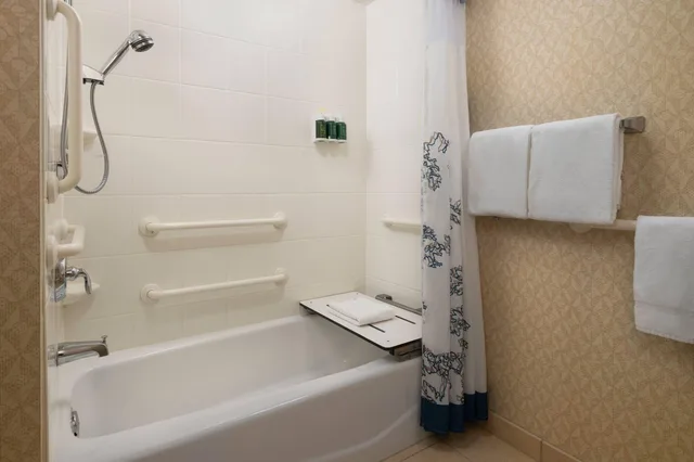 جناح بسرير كينج بغرفة نوم واحدة، Residence Inn by Marriott Bellevue Downtown 6/9