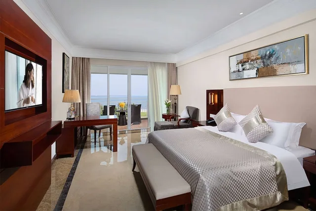 Premier, King Bed, Sunrise View, Ocean View، Wyndham Garden Wenchang Nanguo 1/8