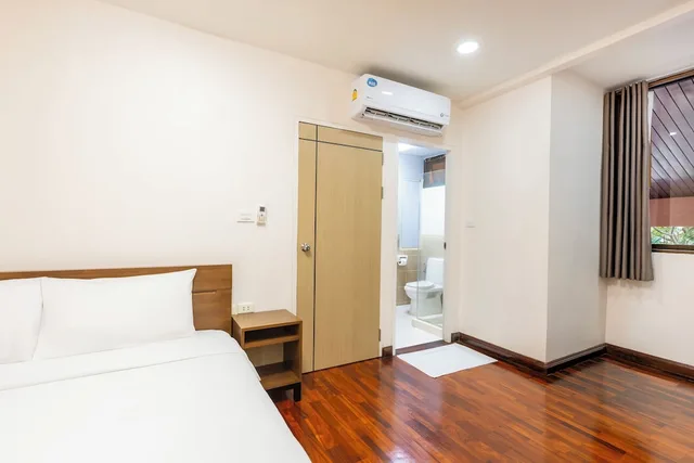 2 Bedrooms, Family, House, 2 King Beds, Pool Side، Teja Hotel Bangkok at Nana 1/3