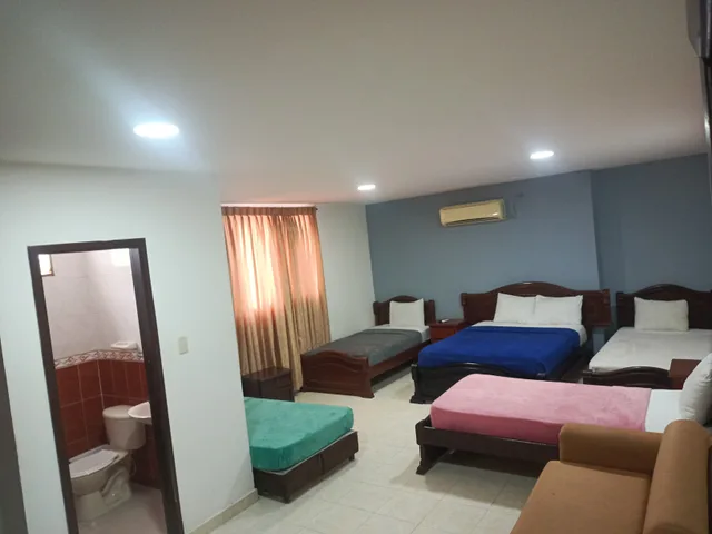 غرفة عائلية، Hotel Suite Dorado 1/3