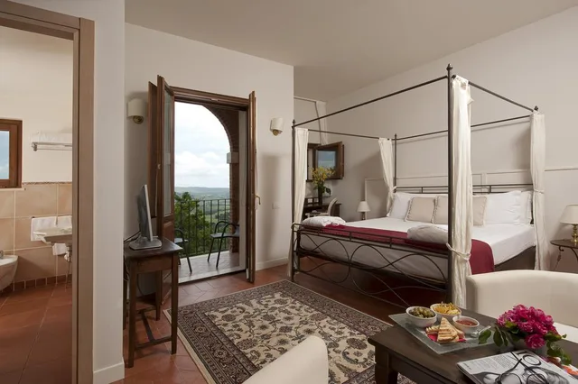 غرفة ديلوكس بسرير مزدوج أو سريرين منفصلين، Saturnia Tuscany Hotel 1/1