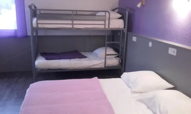 Family, Hotel Clair Logis 7/10