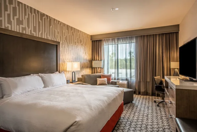 غرفة قياسية بسرير كوين، Holiday Inn Portland West Hillsboro 2/3